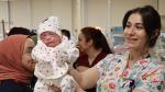 585 gram doğan bebek 107 gün sonra sağlığına kavuşarak taburcu edildi