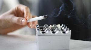Sigara dumanında koronavirüs tehlikesi