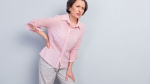 OSTEOPOROZ EN ÇOK KADINLARI ETKİLİYOR!