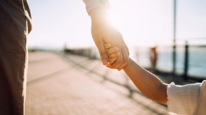 Otizmli çocuğu olan ailelere ücretsiz danışmanlık 16 ilde daha yaygınlaştırılacak