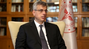 Bakan Memişoğlu: Hekimlik bir meslekten öte bir adanmışlık hikayesi