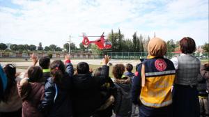 'Minik 112' projesiyle çocuklar, acil sağlık hizmetlerinin önemini öğreniyor