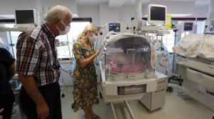 Rahim nakliyle dünyaya gelen ikinci bebek taburcu edilecek
