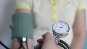 Sağlık sigortalılarının aldıkları tedaviler için hastanelere ödenen bedeller artırıldı