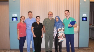Şişliği hazımsızlık sanan hastanın karnından 9,5 kiloluk tümör çıktı
