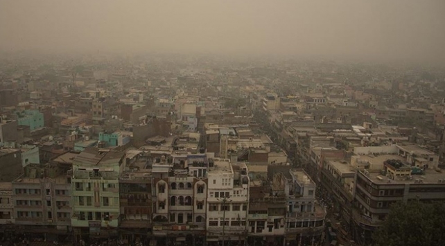 Yeni Delhi'de hava kirliliği yeniden tehlikeli düzeyde