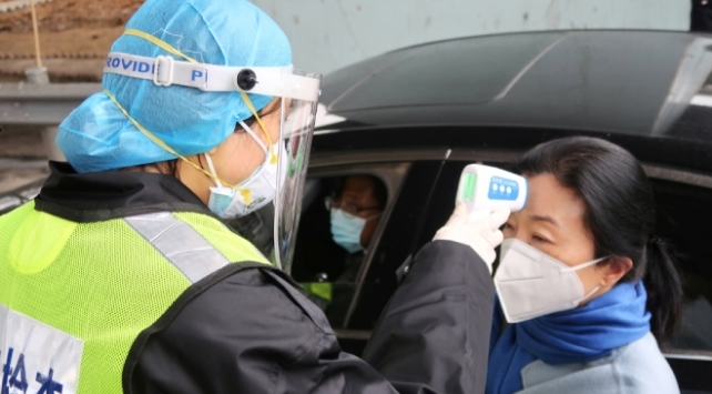 Koronavirüsün ortaya çıktığı Çin eyaletine sağlık personeli takviyesi