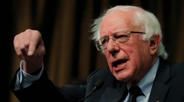 Bernie Sanders, sağlık sisteminde Türkiye'yi de örnek gösterdi