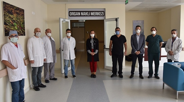 DÜ Organ Nakli Merkezinde ilk böbrek nakli gerçekleştirildi