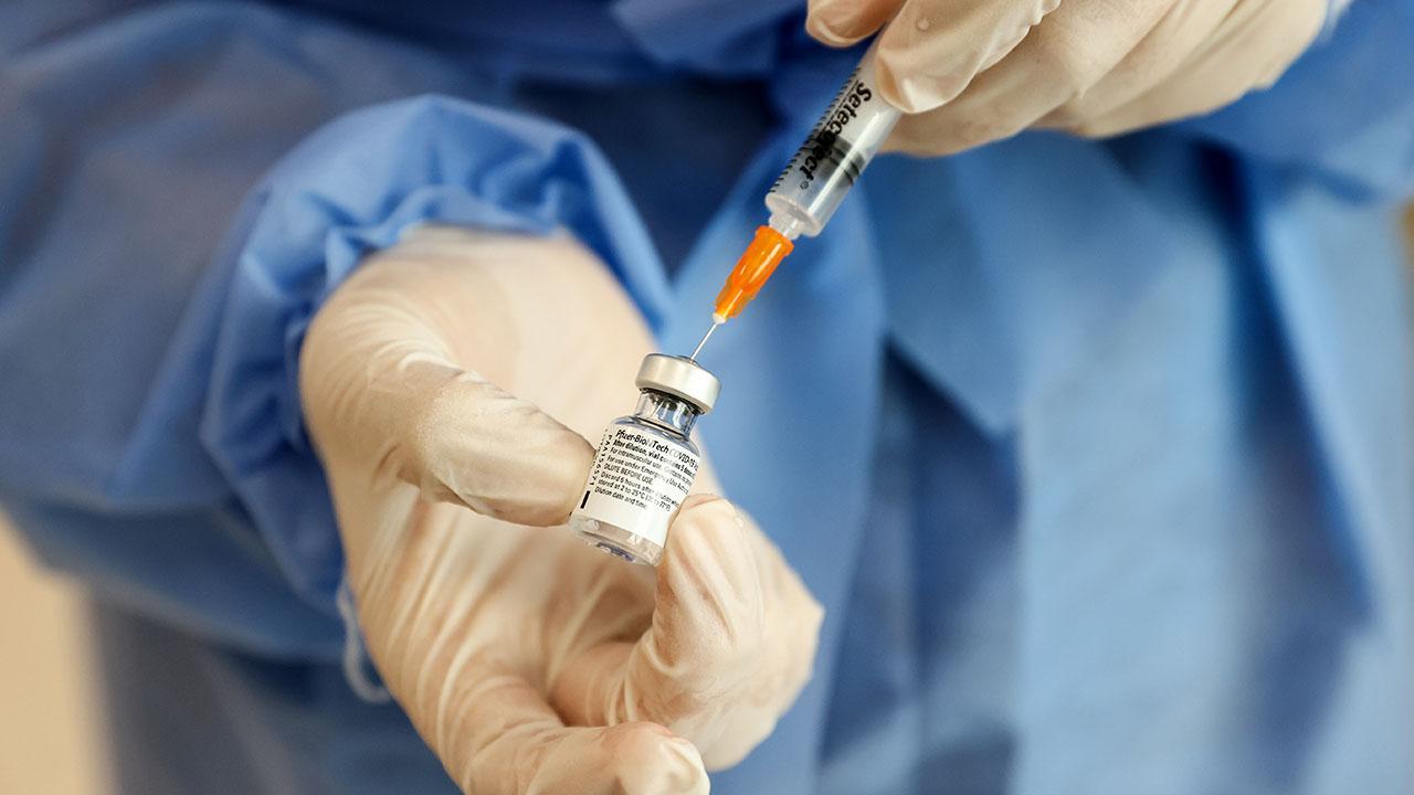 21 milyon 253 bin kişi aşısını yaptırmadı