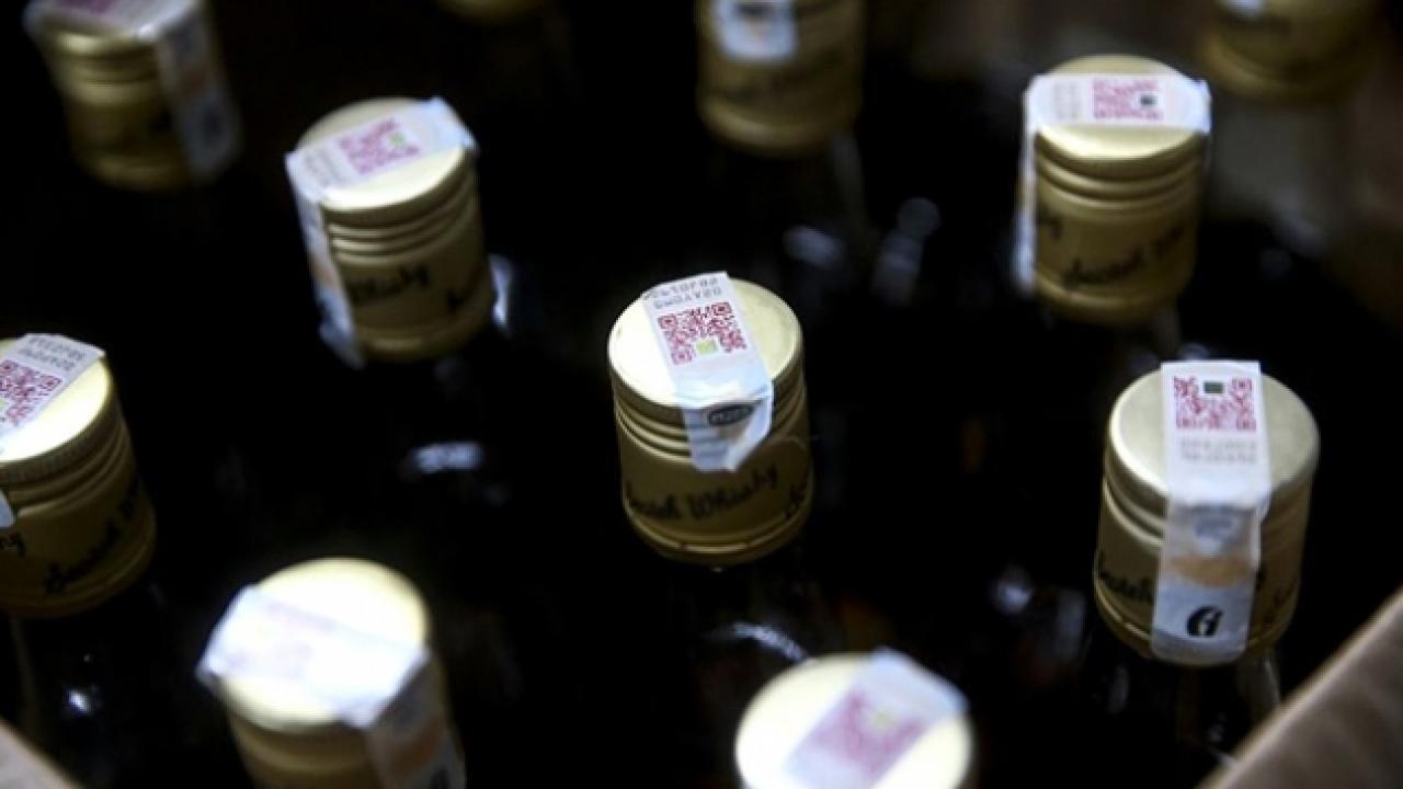 Uzmanlar uyarıyor: Metil alkolde her yudum ölüme daha çok yaklaştırıyor