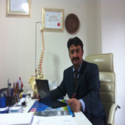 Doç.Dr. Soner Şenel Romatoloji Uzmanı